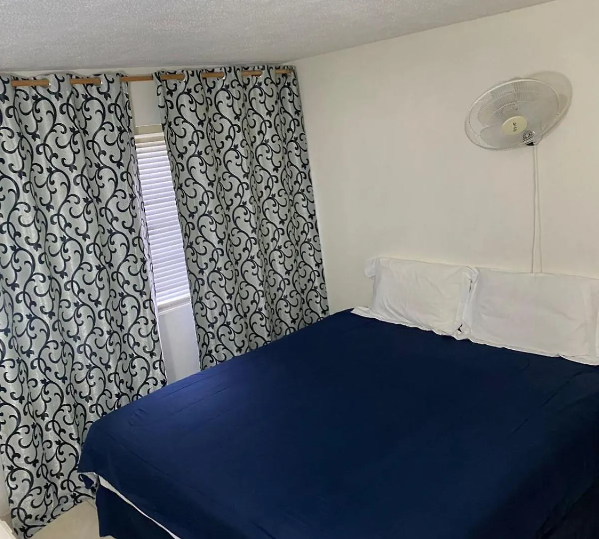 Sunset Condos Getaway In Ocho Rios Apartment