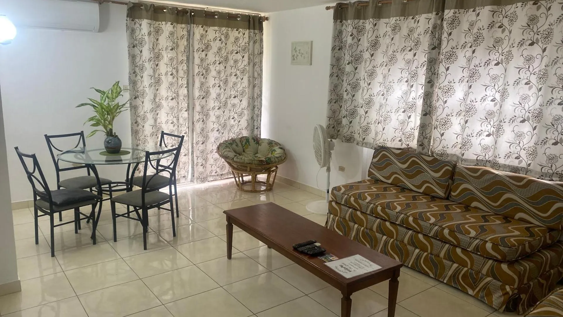 Sunset Condos Getaway In Ocho Rios Apartman